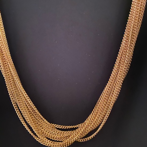 Alex & Nia Necklace - Picture 5 of 8